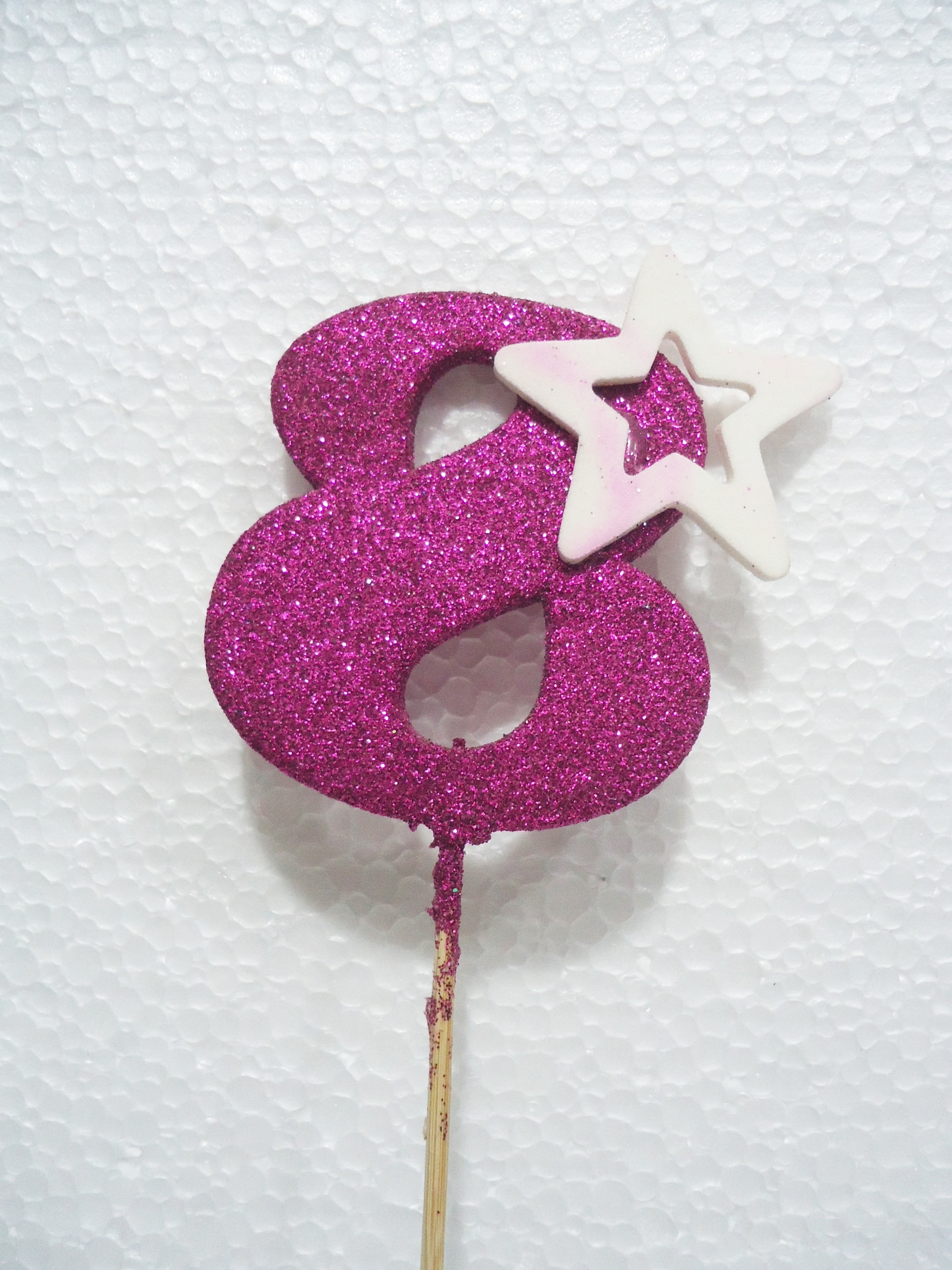 NUMERO PINCHE 8 FUCSIA METAL