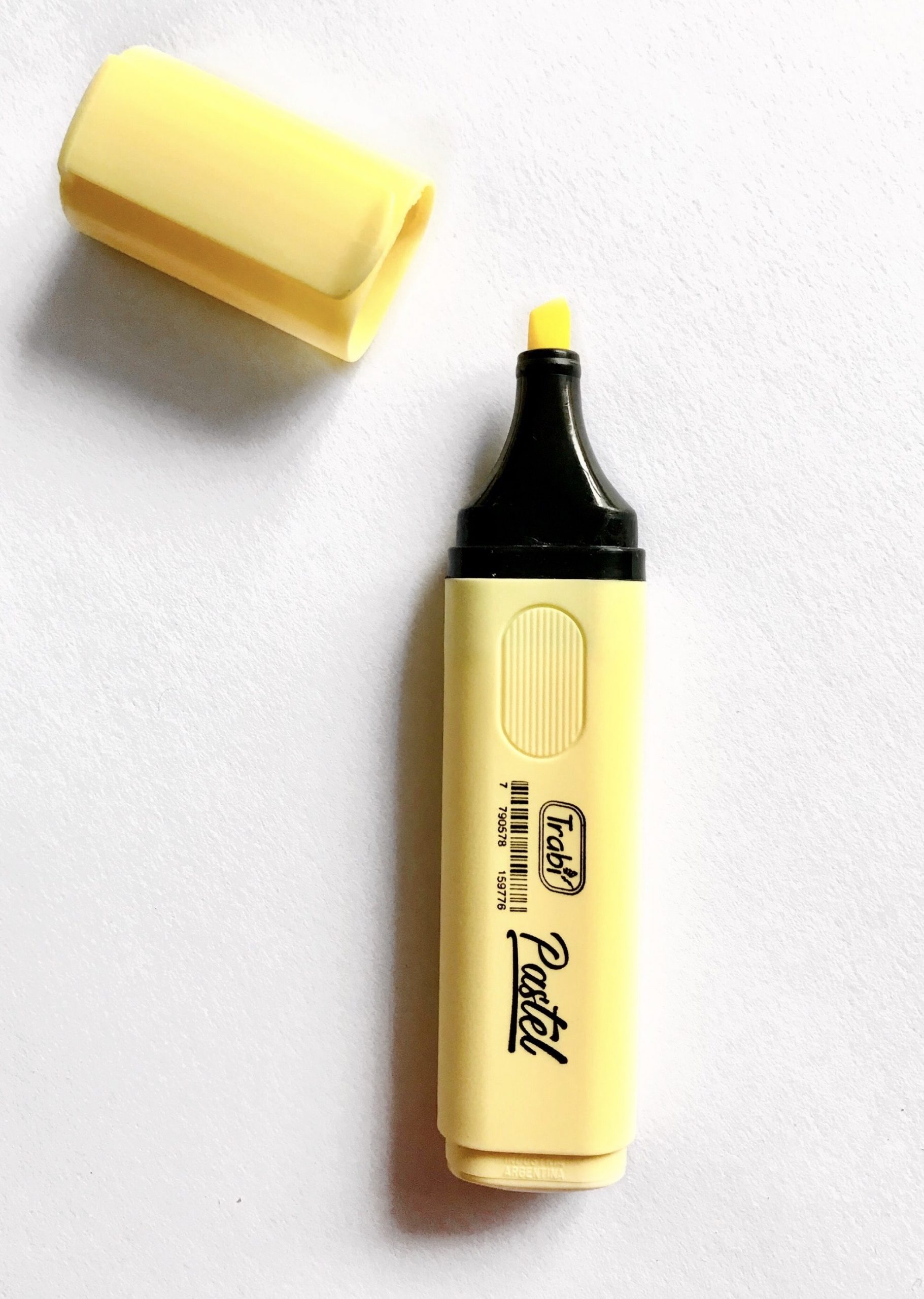 RESALTADOR PASTEL TRABI AMARILLO