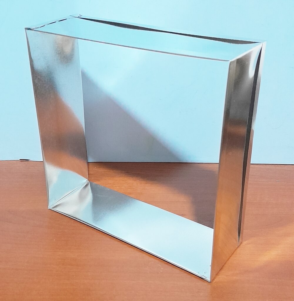 ARO DE HOJALATA CUADRADA ALT 8CM 22X22